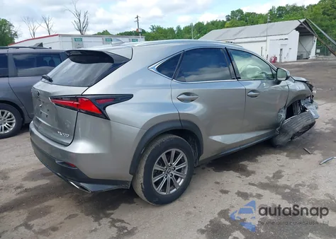 2021 Lexus Nx 300 z USA, uszkodzony, nr VIN JTJDARBZXM2195661